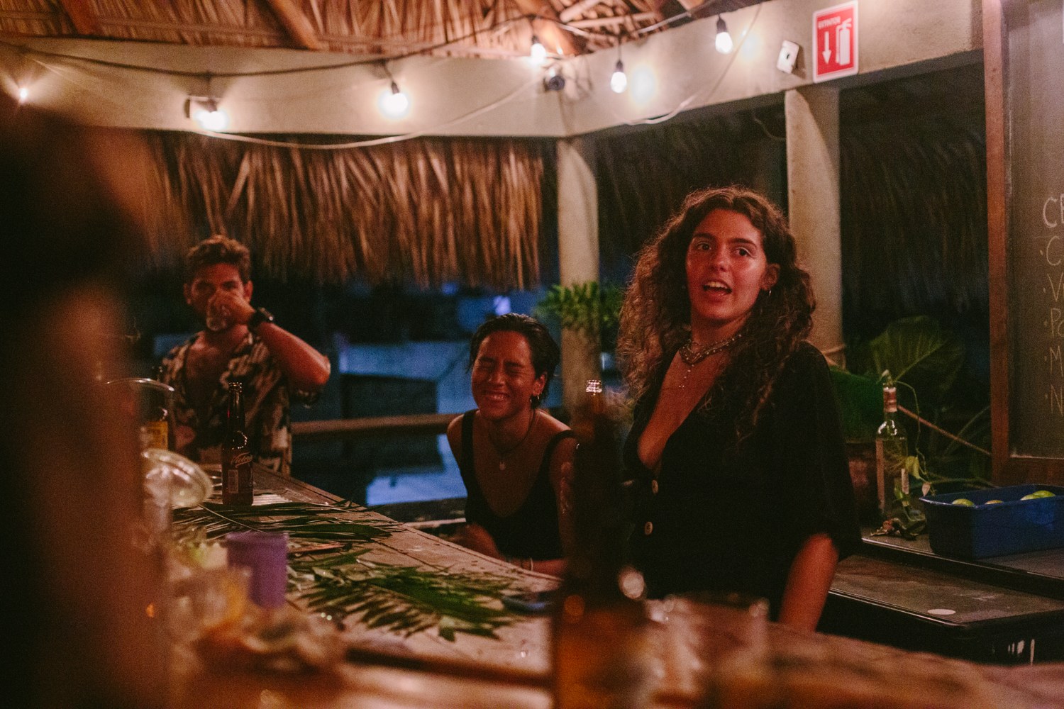 Ambiente nocturno en Puerto Dreams