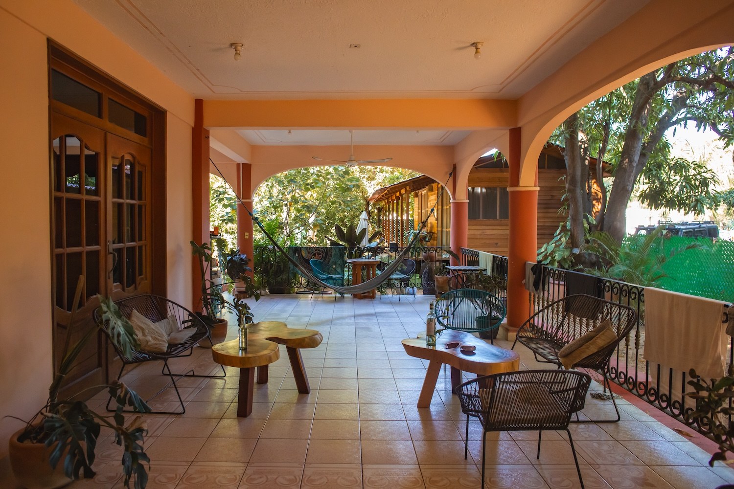 Vista del jardín de Casona Hostel, Puerto Escondido