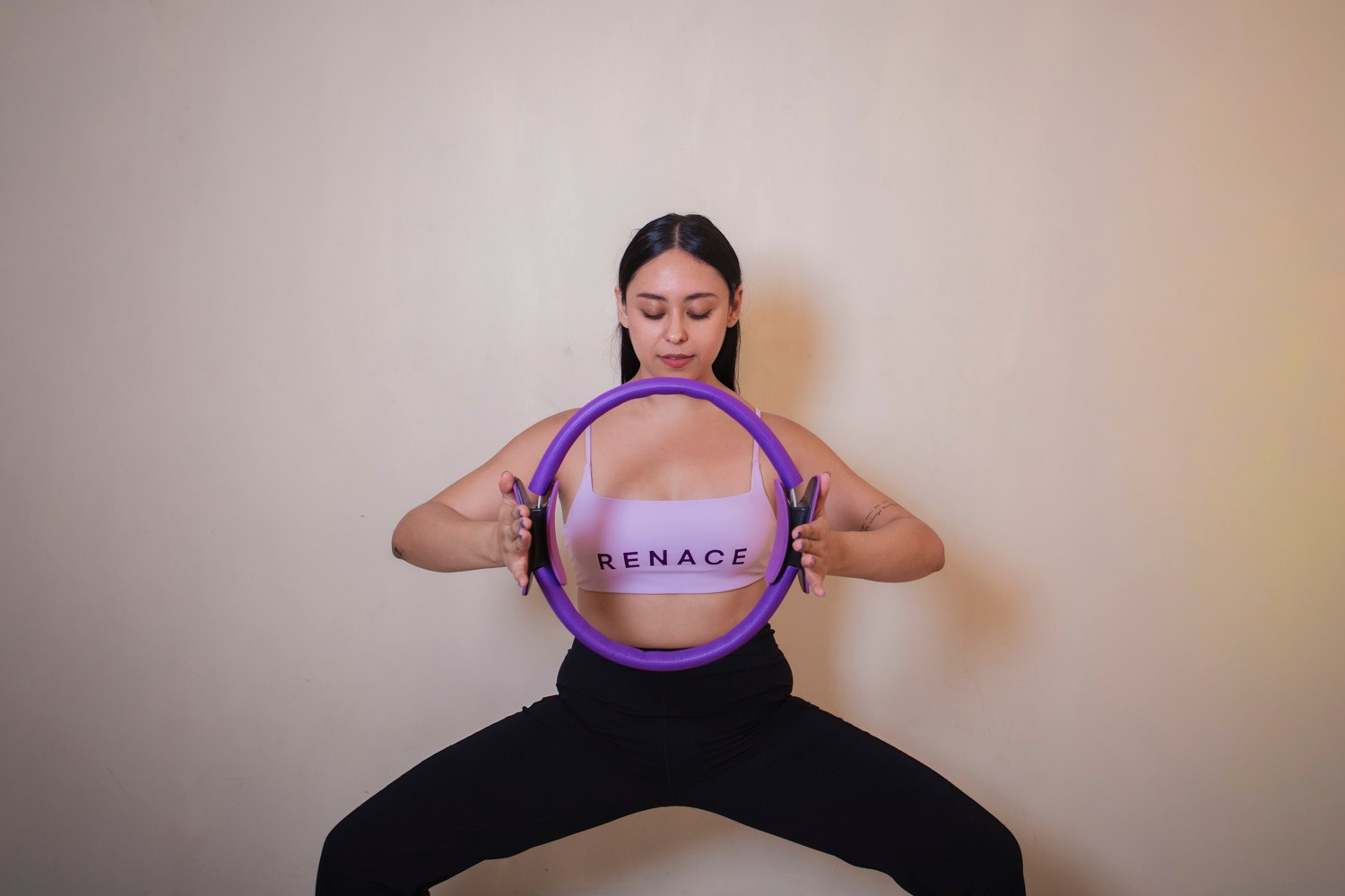 Coach Ceci guiando con calma y precisión.