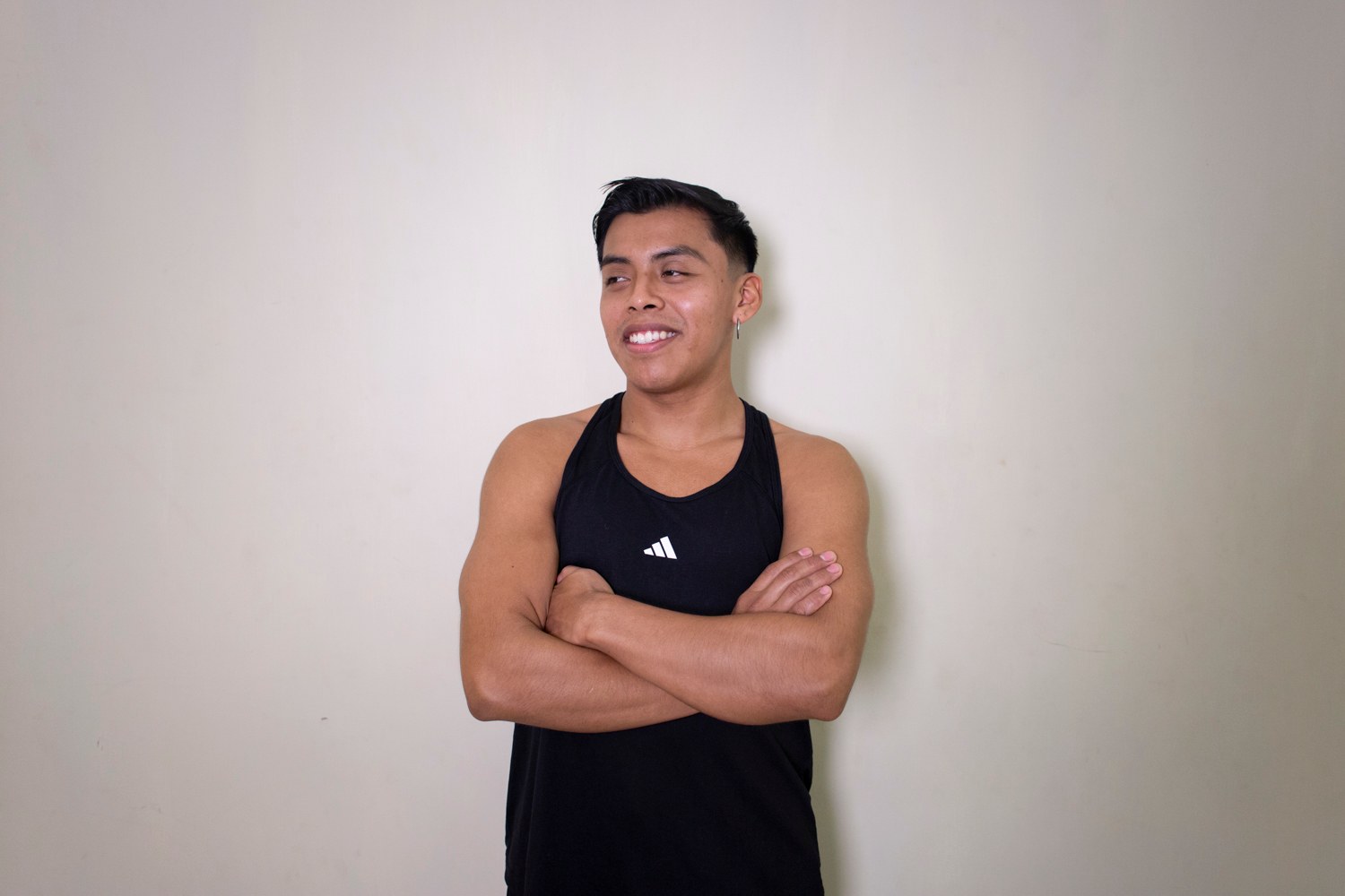 Coach Jesús en entrenamiento, potencia y claridad.